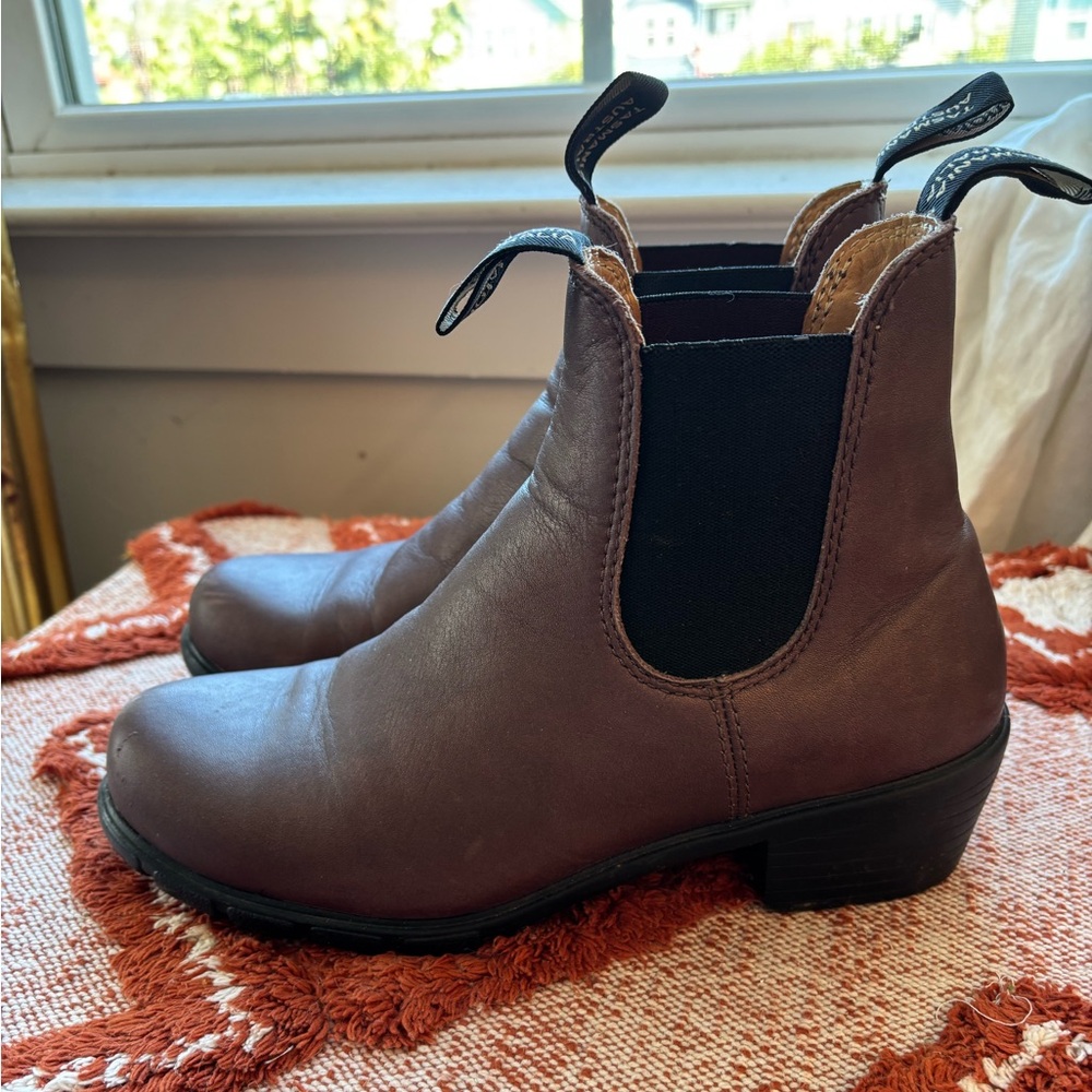 Blundstone Burgundy US 8.5 Ankle Boots
